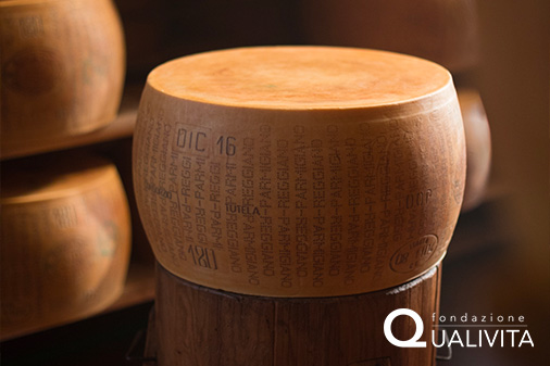 Parmigiano Reggiano DOP foto-1