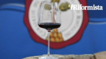 Il Brunello di Montalcino DOP trascina il mercato del vino italiano e sbanca negli Usa