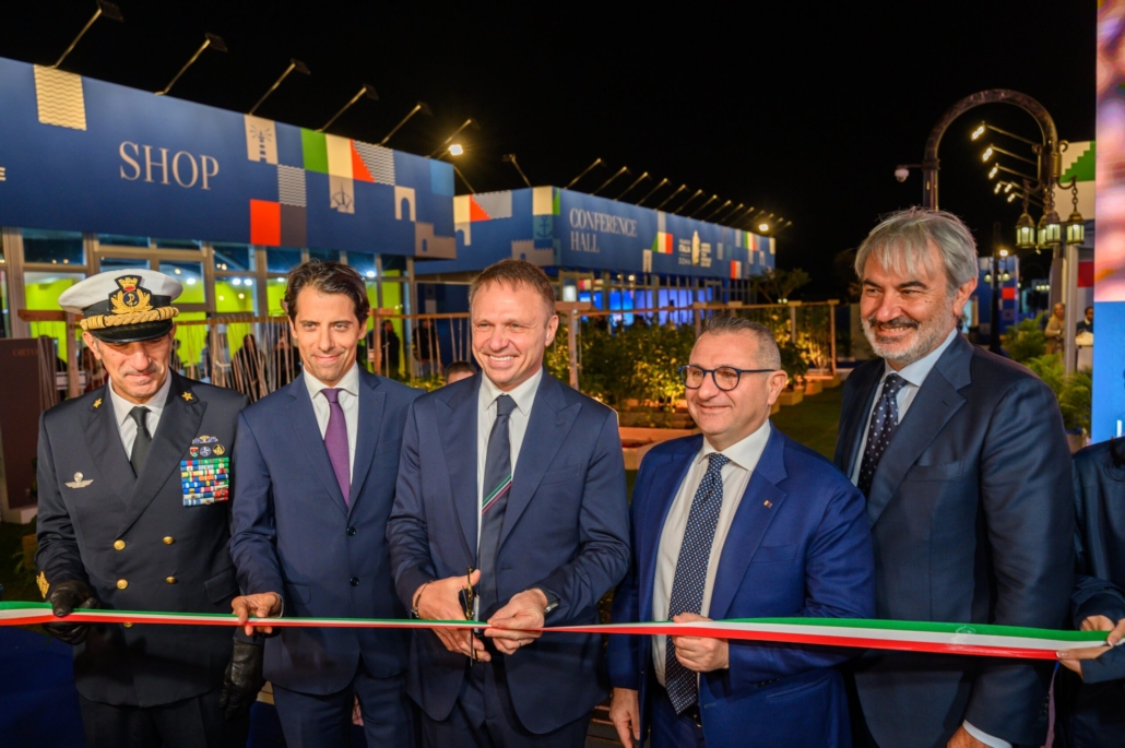 2025 - Amerigo Vespucci: l'Atlante Qualivita consegnato come biglietto da visita del made in Italy