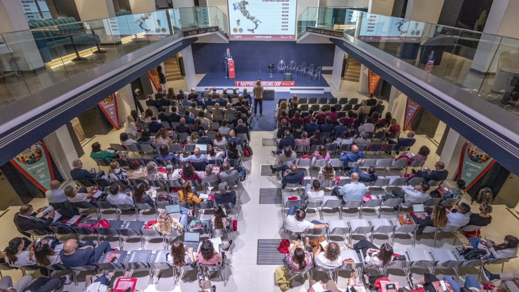 2025 - Presentazione 1° Rapporto Turismo DOP