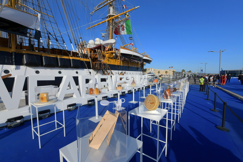 2025 - Esposizione dei prodotti DOP IGP – Nave Amerigo Vespucci
