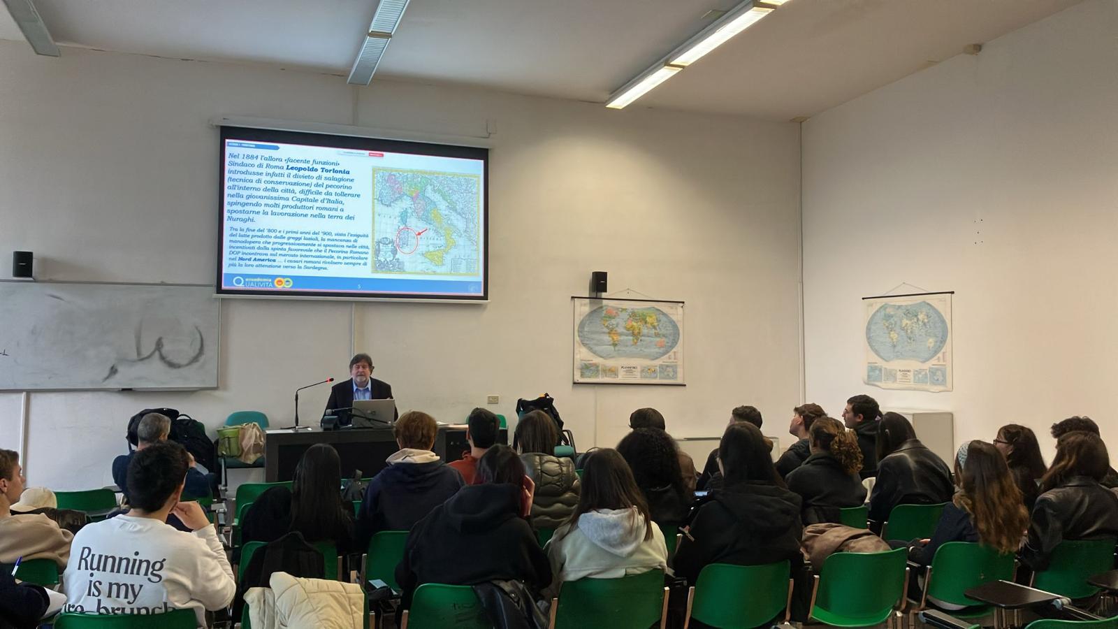 Primo seminario del corso MICO 2026 dell'Università per Stranieri di Perugia Primo seminario del corso MICO 2026 dell'Università per Stranieri di Perugia